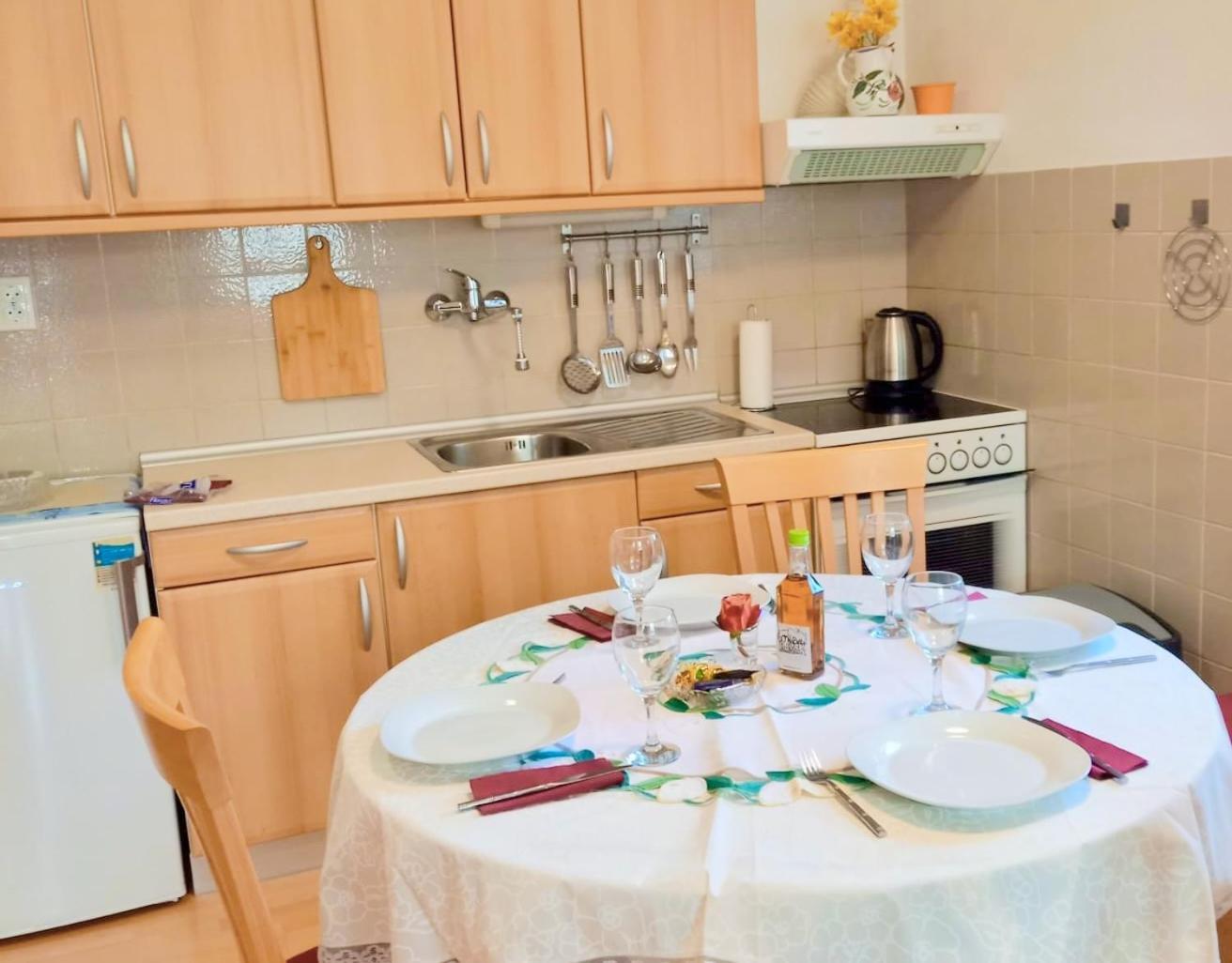 Miabella House - 2 Bedrooms And Terrace Брежице Экстерьер фото